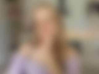 Live cam show with NancySTAR - Boots on AdultVida.com