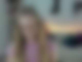 Live cam show with NancySTAR - Strapon on Camsoda
