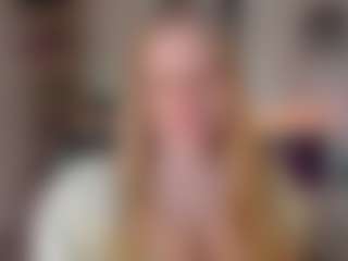 Live cam show with NancySTAR - Glasses on Fling VIP Chat