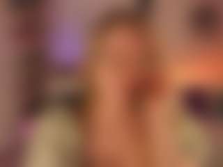 Live cam show with NancySTAR - Boots on fapnchat
