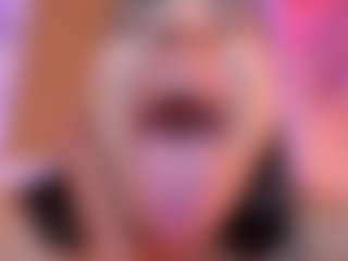 Live cam show with Gaby Torres - Dildo on SxyPornLive