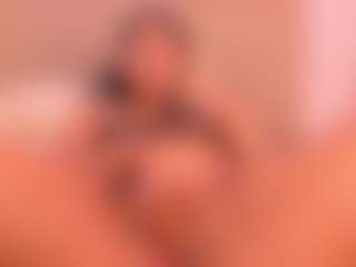 Live cam show with Gaby Torres - Deepthroat on sexylive.show