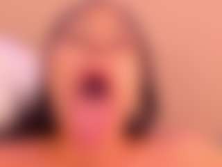 Live cam show with Gaby Torres - Dildo on CamwithHer