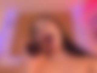 Live cam show with Gaby Torres - Curvy Latina on UwU Esports | colombia