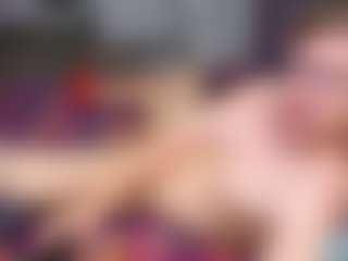 Live cam show with DennisGartmanGay - Lean on StripNow