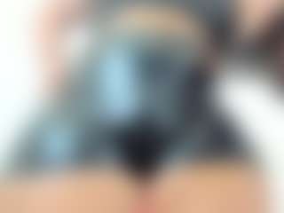 ambarbaiolerth's Live Sex Cam Show