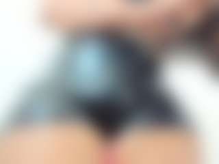 ambarbaiolerth's Live Sex Cam Show
