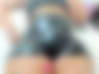 ambarbaiolerth's Live Sex Cam Show