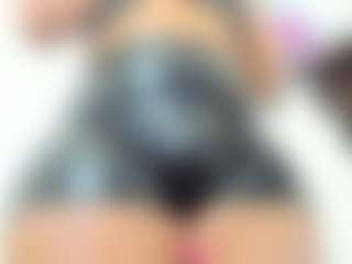 Live cam show with ambarbaiolerth - Brown Eyes on CamwithHer