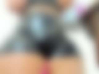 Live cam show with ambarbaiolerth - Tattoos on CamwithHer