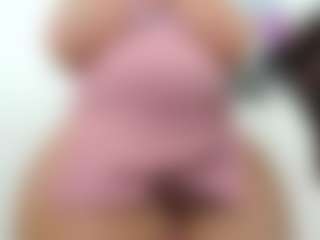 Live cam show with ambarbaiolerth - Brown Eyes on livesuperchat.net
