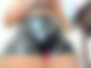 Live cam show with ambarbaiolerth - Small Tits on Gym Cam Girls