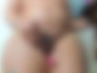 ambarbaiolerth's Live Sex Cam Show