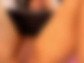 Live cam show with IrisRoss - Teen (18+) on galaxygirlnitro.com