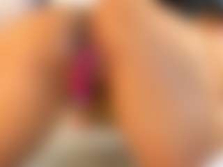 IrisRoss's Live Sex Cam Show