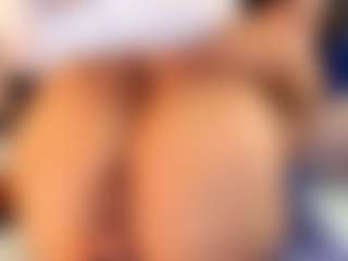 IrisRoss's Live Sex Cam Show