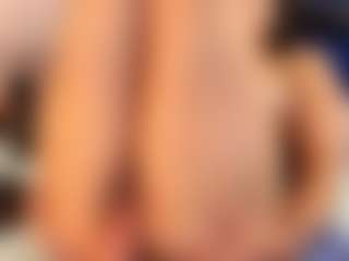 IrisRoss's Live Sex Cam Show