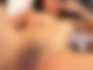 IrisRoss's Live Sex Cam Show