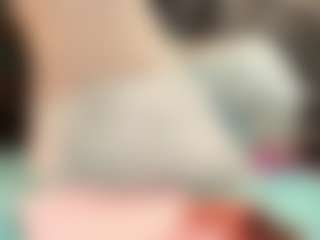 IrisRoss's Live Sex Cam Show