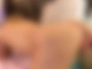 IrisRoss's Live Sex Cam Show