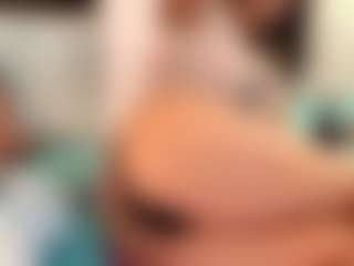 IrisRoss's Live Sex Cam Show
