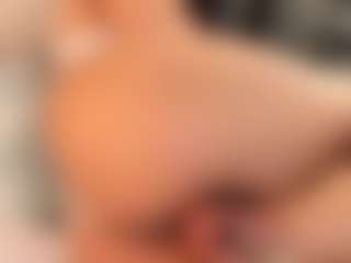 IrisRoss's Live Sex Cam Show