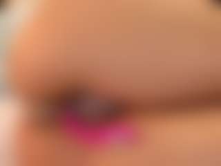 IrisRoss's Live Sex Cam Show