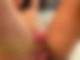 IrisRoss's Live Sex Cam Show