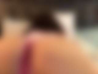 Live cam show with IrisRoss - Thin on chickslive.net