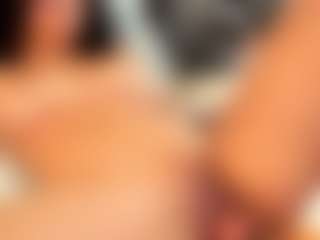 IrisRoss's Live Sex Cam Show