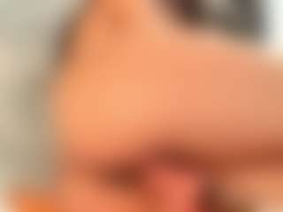 IrisRoss's Live Sex Cam Show