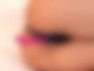 IrisRoss's Live Sex Cam Show