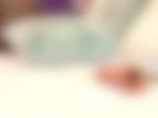 IrisRoss's Live Sex Cam Show