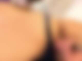 IrisRoss's Live Sex Cam Show