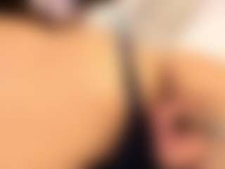 IrisRoss's Live Sex Cam Show