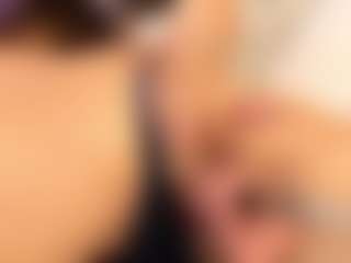 IrisRoss's Live Sex Cam Show