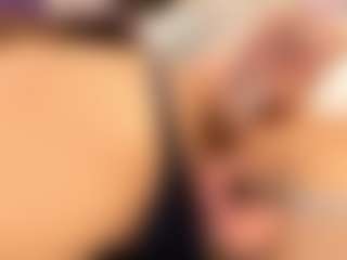 IrisRoss's Live Sex Cam Show