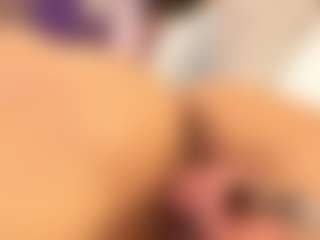IrisRoss's Live Sex Cam Show