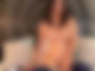 IrisRoss's Live Sex Cam Show