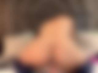 IrisRoss's Live Sex Cam Show