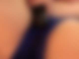 IrisRoss's Live Sex Cam Show