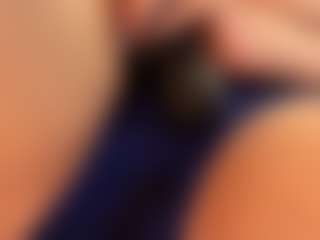 IrisRoss's Live Sex Cam Show