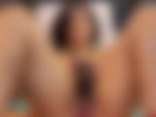 IrisRoss's Live Sex Cam Show