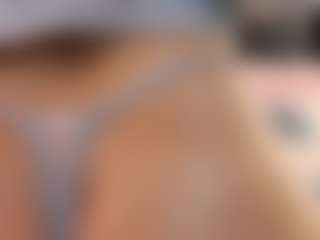 IrisRoss's Live Sex Cam Show