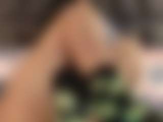 IrisRoss's Live Sex Cam Show