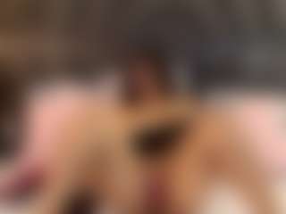 IrisRoss's Live Sex Cam Show