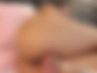 IrisRoss's Live Sex Cam Show