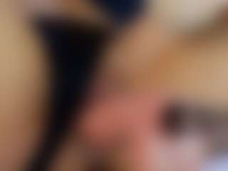 Live cam show with IrisRoss - Bdsm Young Adult on Camming Site