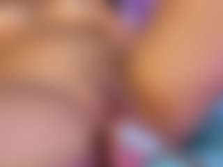Live cam show with IrisRoss - Teen (18+) on CamSodaAdn