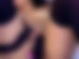 Live cam show with IrisRoss - Living Room on Fit Hotties
